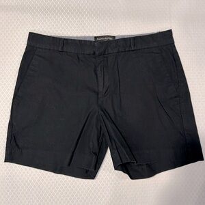 NWT Banana Republic Size 2, 5 inch inseam, Black cotton shorts with pockets